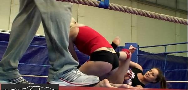 Wrestling lesbians fingering and pussylicking